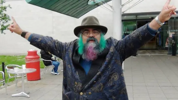 Merman Trend: Men Are Dyeing Their Hair With Incredibly Vivid Colors