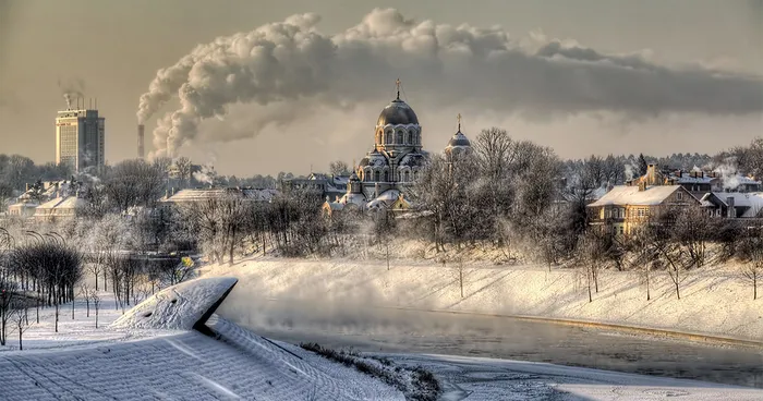Post Pictures Of What Winter Looks Like Where You Live