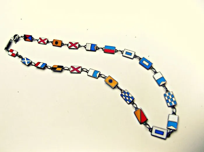 This 90 Year Old Necklace Reveals An Amazing Secret Message...