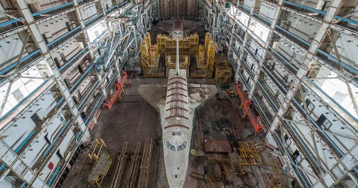 Urban Explorer Finds The Sad Remains Of The Soviet Space Shuttle Program