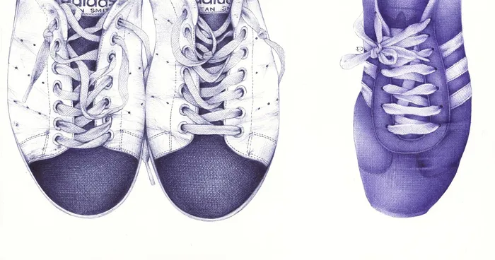 I Draw My Friends' Shoes With Ballpoint Pens