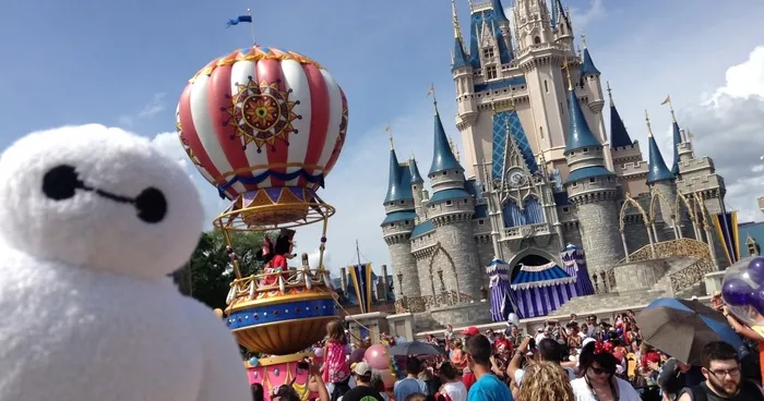 Tiny Baymax Takes Over The World