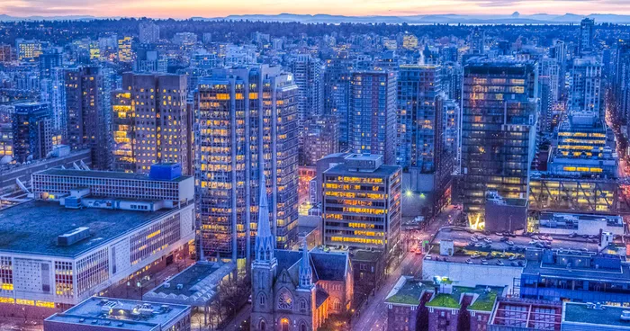 Illuminating The City: Surreal Photos Of Vancouver