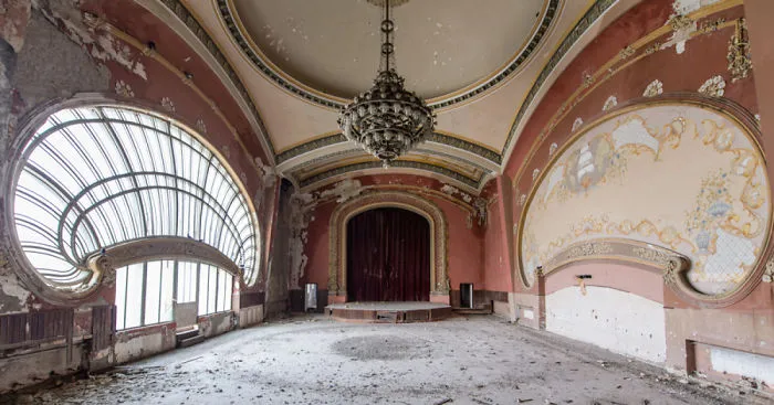This Abandoned Casino Which Was Once The Most Magnificent Building In Romania Is Renovated