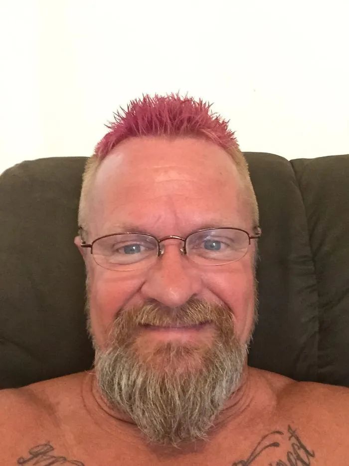 Merman Trend: Men Are Dyeing Their Hair With Incredibly Vivid Colors