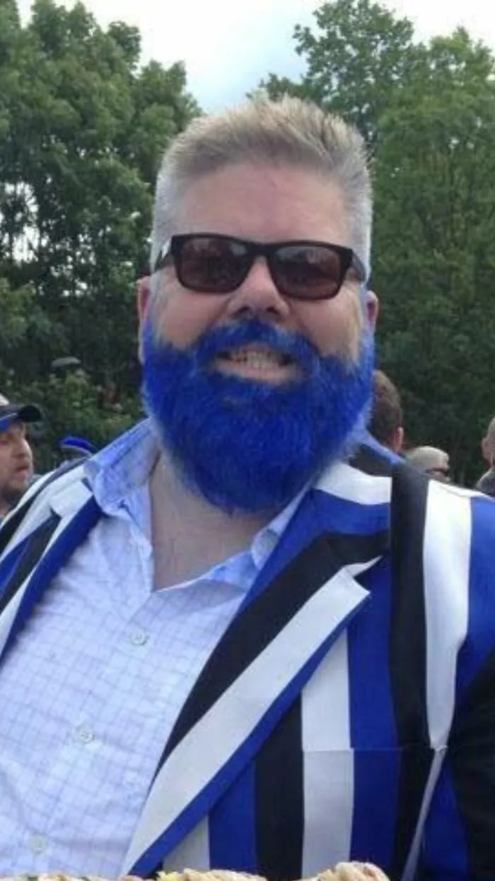 Merman Trend: Men Are Dyeing Their Hair With Incredibly Vivid Colors