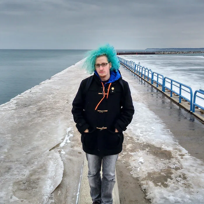 Merman Trend: Men Are Dyeing Their Hair With Incredibly Vivid Colors