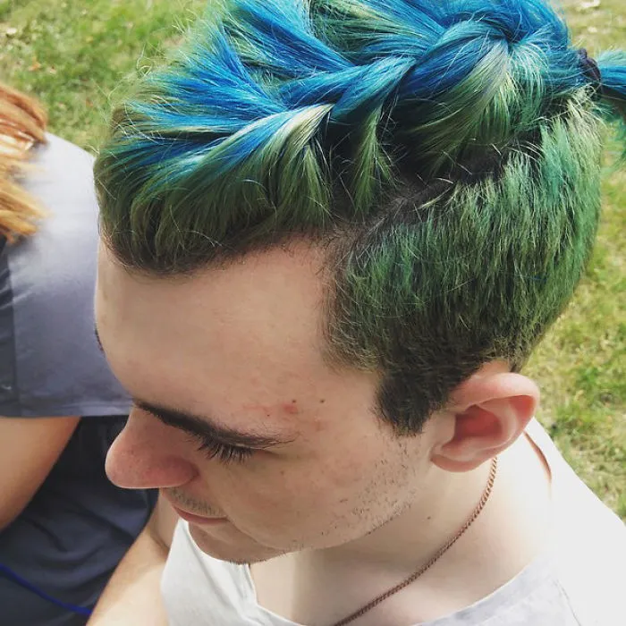 Merman Trend: Men Are Dyeing Their Hair With Incredibly Vivid Colors