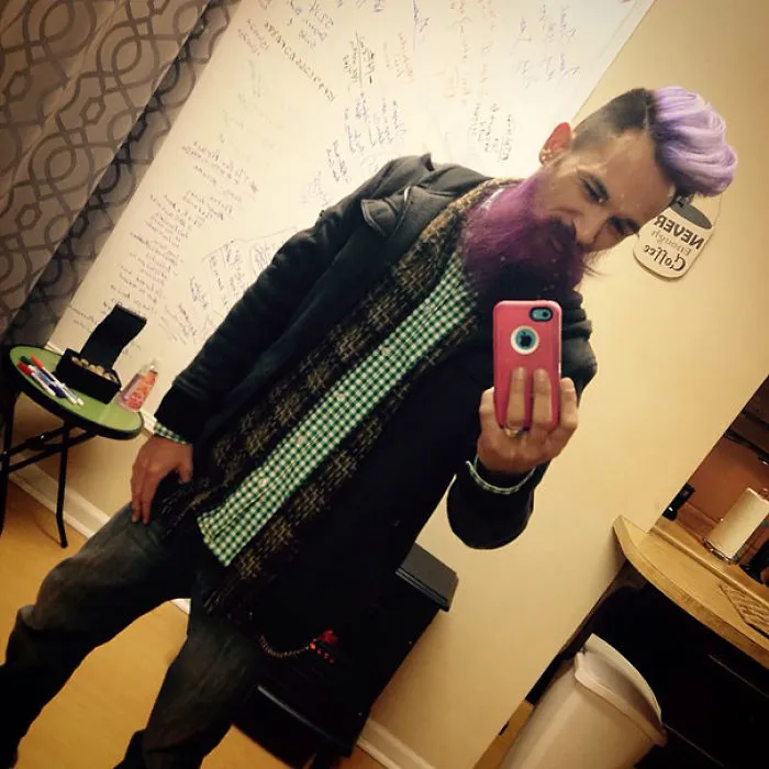 Merman Trend: Men Are Dyeing Their Hair With Incredibly Vivid Colors