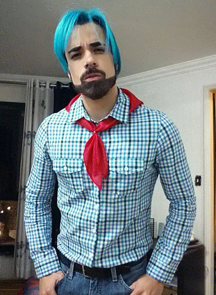 Merman Trend: Men Are Dyeing Their Hair With Incredibly Vivid Colors
