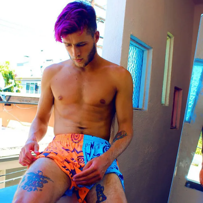 Merman Trend: Men Are Dyeing Their Hair With Incredibly Vivid Colors