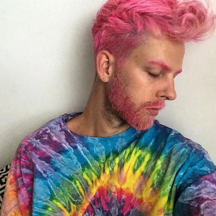 Merman Trend: Men Are Dyeing Their Hair With Incredibly Vivid Colors
