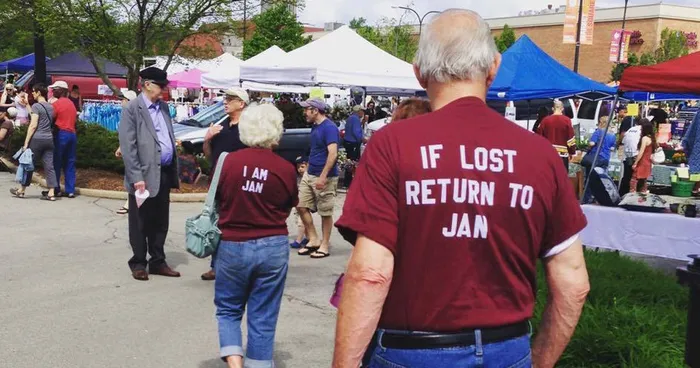 34 Elderly Couples Prove You're Never Too Old To Have Fun