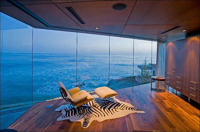 California, Usa