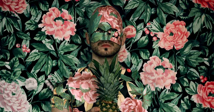 Unmasking Masks: I Hide Myself From My Thought With Photography