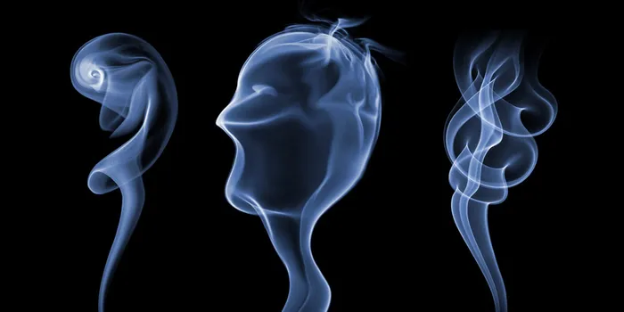 Photographer Took 100,000 Shots And Spent 3 Months Trying To Capture The Perfect Smoke Shape