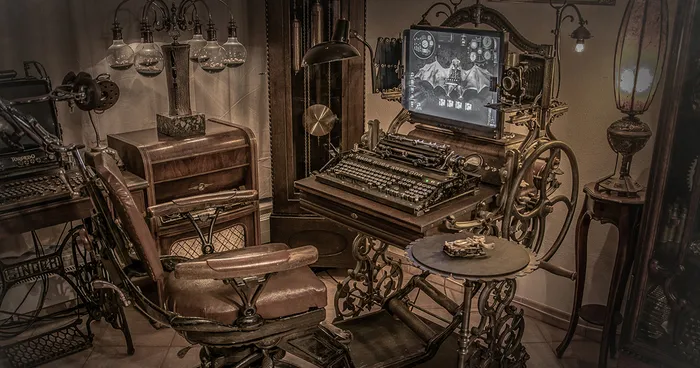 Fully Functional Steampunk Computer Made From Old Materials