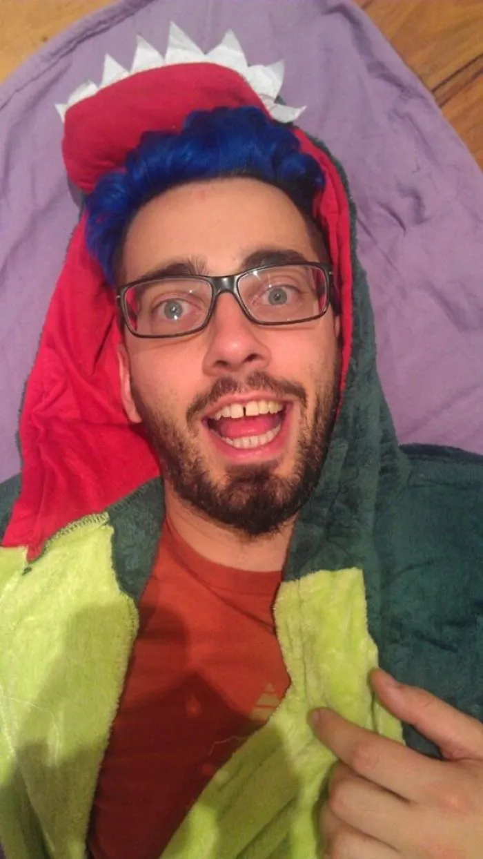 Merman Trend: Men Are Dyeing Their Hair With Incredibly Vivid Colors