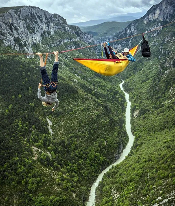 20 Crazy Places People Hang Out In Hammocks