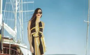Handmade Wooden Sunglasses / Pray Eyewear