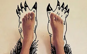 I Add Weird Illustrations To Photos Of My Friends' Feet