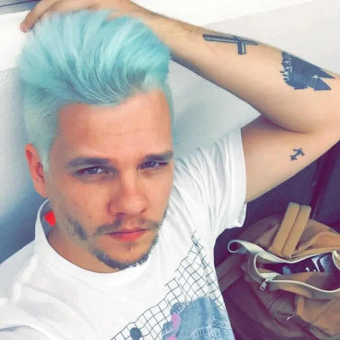 Merman Trend: Men Are Dyeing Their Hair With Incredibly Vivid Colors