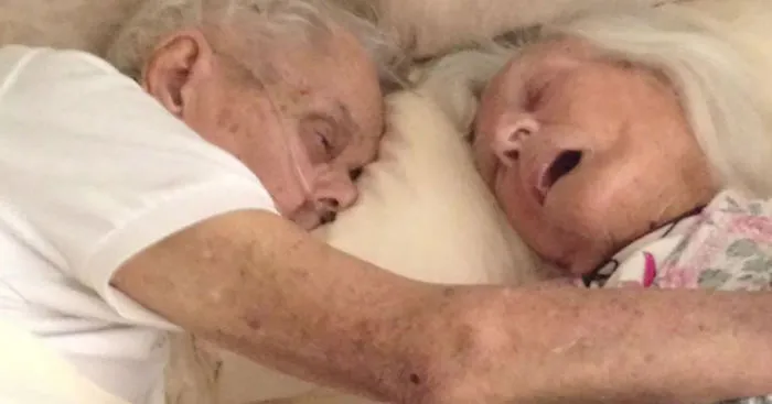 After 75 Years Of Marriage, This Couple Died In Each Others' Arms Hours Apart