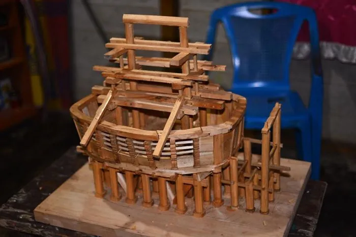 Making Omo Hada Miniature - Nias Traditional House