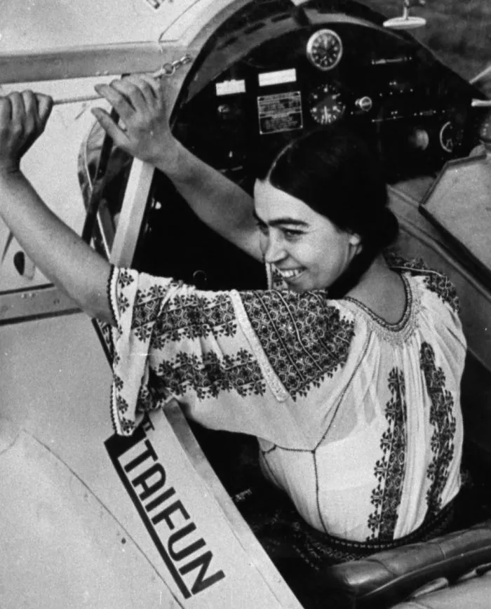 Smaranda Brăescu, Romanian parachuting Pioneer, Former Multiple World Record Holder (1932)