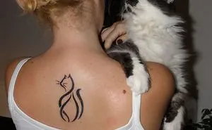 Line Art: Simple Cat Tattoo Designs for Cat Lovers