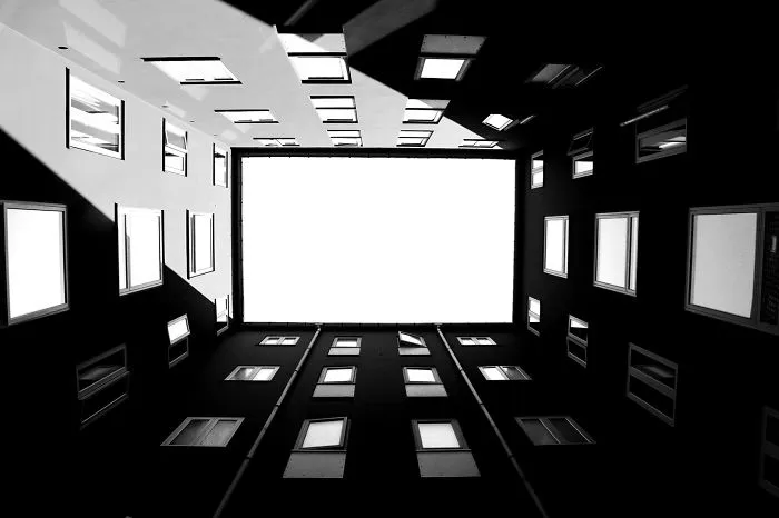 Framed By Shadows - My Collection Of Pictures Where Darkness Fights The Light