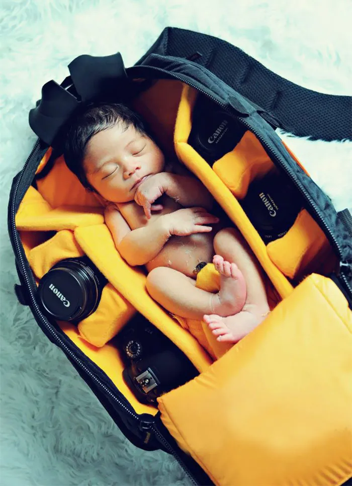 Photographers Take Adorable Pics Of Their Babies Sleeping In Camera Bags