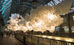Artist Floats 100,000 Balloons Inside London's Covent Garden Market