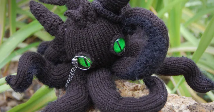 Night Furrytopus: My Knitted Monster From The Ocean's Depths