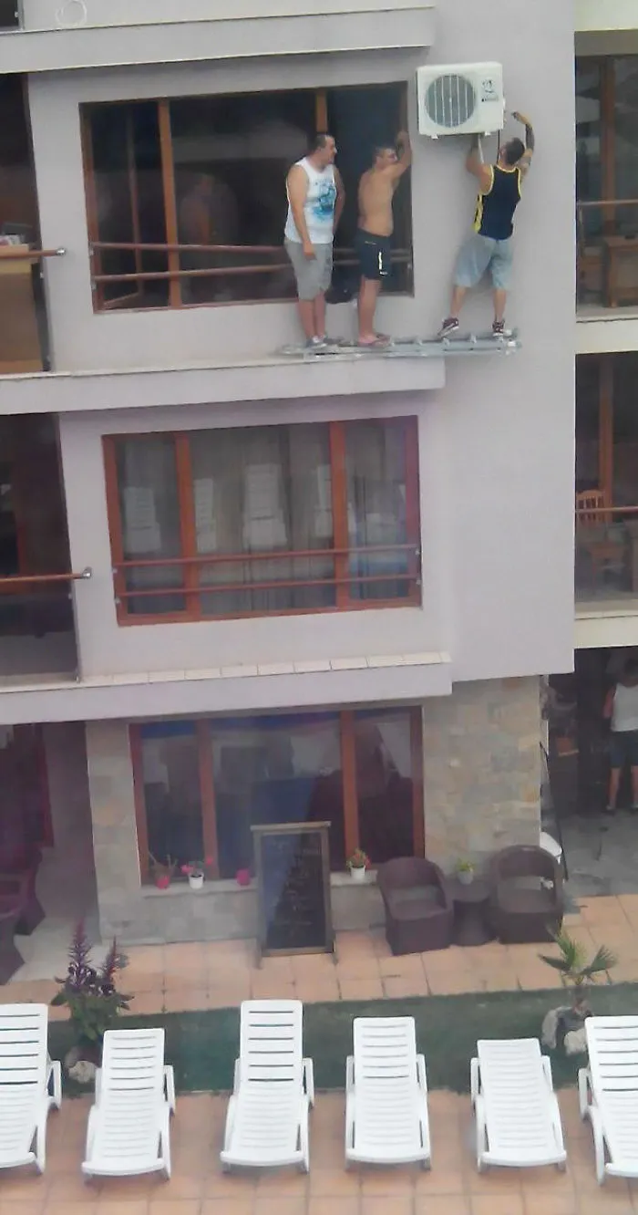 This Is Why Women Live Longer