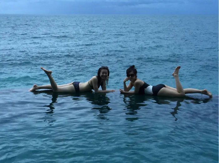 Overflow Pool Next To The Ocean