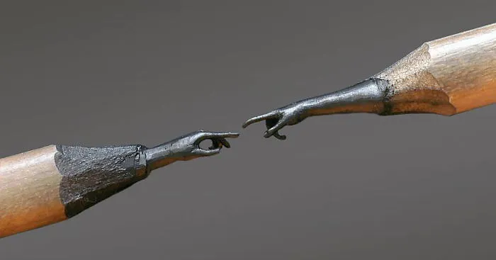 Stunningly Detailed Sculptures Carved From Pencil Tips By Bosnian Artist