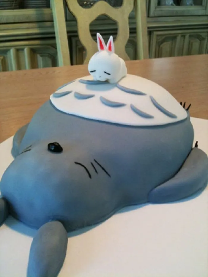 50 Totoro Cakes That Are Too Cute To Eat