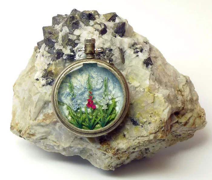 Jewellery With Miniature Flowers