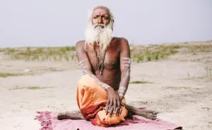 The Holy Men Of Varanasi Who Gave Up All Earthly Possessions To Seek Spiritual Liberation