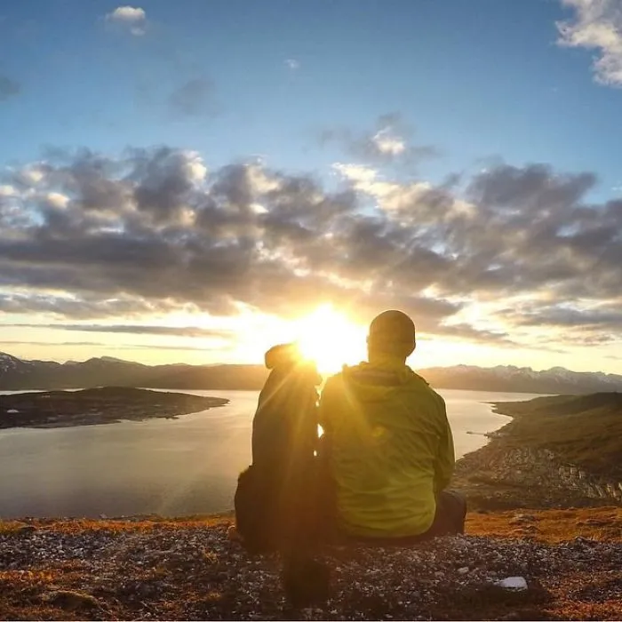 "Camping With Dogs" Instagram Will Inspire You To Go Hiking With Your Dog