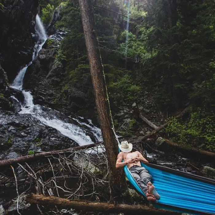 'Men Of Outdoors' Instagram Is Dedicated To Hot Guys Engaged In Nature Activities