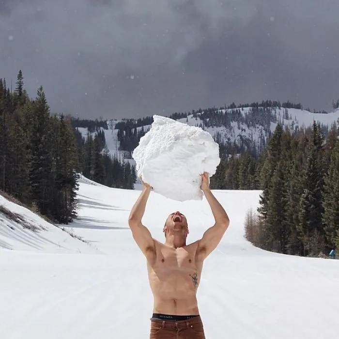'Men Of Outdoors' Instagram Is Dedicated To Hot Guys Engaged In Nature Activities