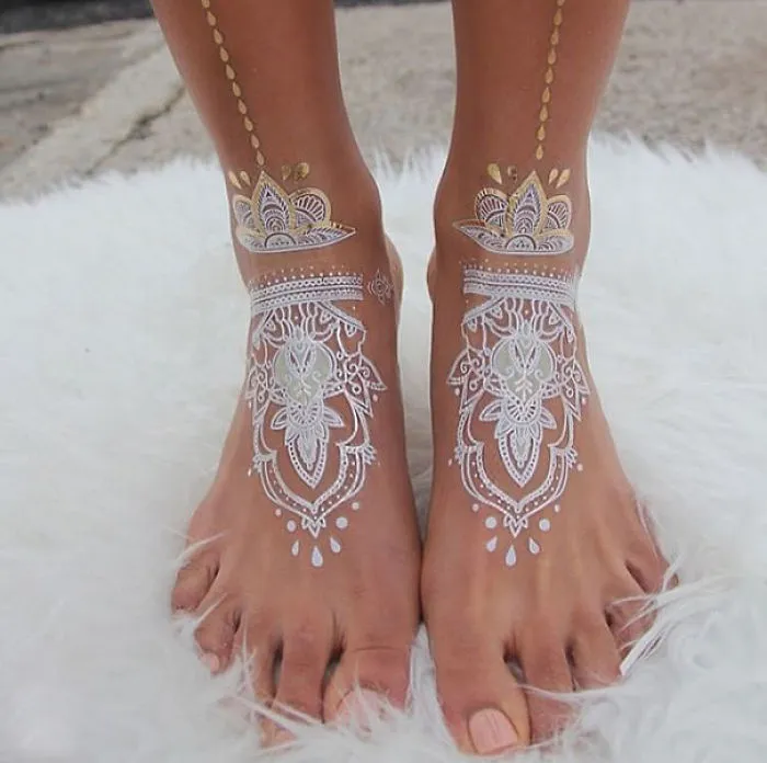 Stunning White Henna-Inspired Tattoos That Look Like Elegant Lace