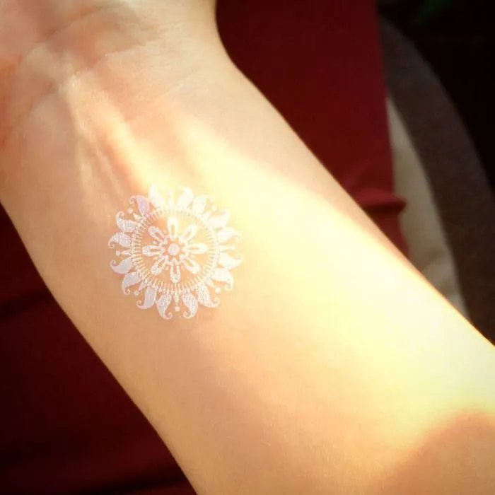 Stunning White Henna-Inspired Tattoos That Look Like Elegant Lace