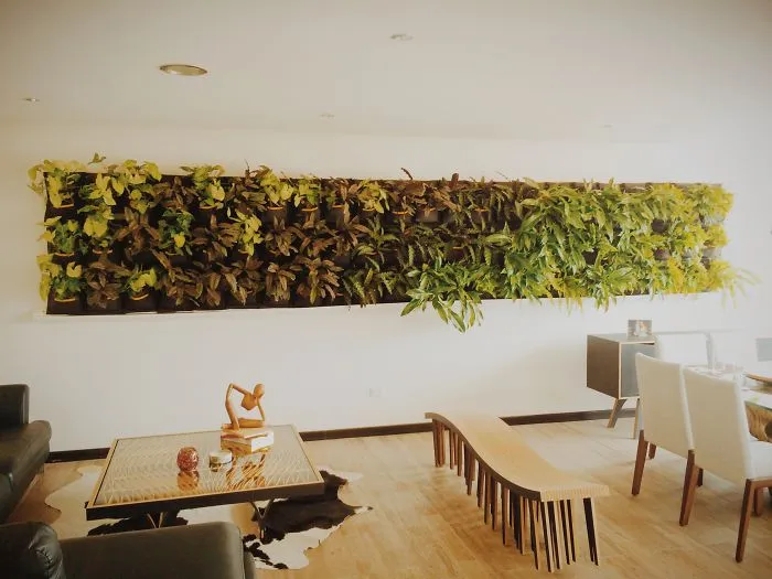 Unique Happy Face Shaped Diy Vertical Gardening System Makes Lush Gardens!