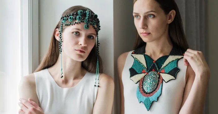 I Created Colorful Beadwork Jewelry With Sharp And Rough Parts