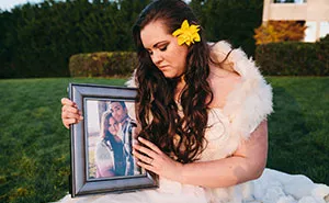 Memorial Photo Shoot: Fiancé Passed Away One Month Before Wedding Day