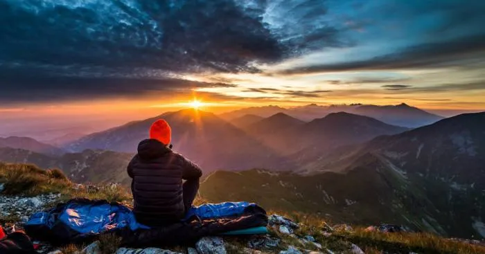 I Am Addicted To Mountains And Sunrise