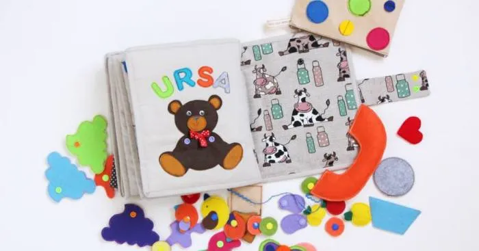 I Make Playful Felt Books For Kids